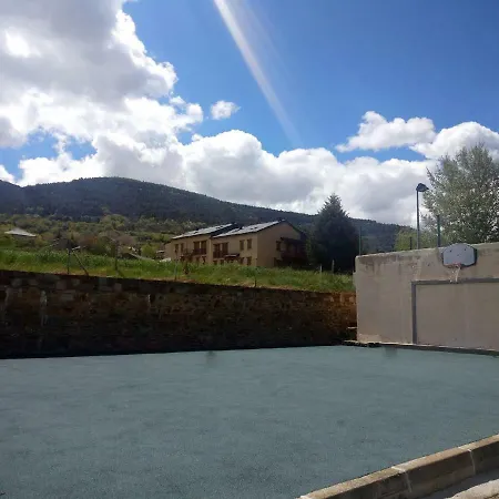 Preciosa Con Piscina En Santa Leocadia Sainte-Léocadie