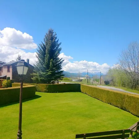 Preciosa Con Piscina En Santa Leocadia * Sainte-Léocadie